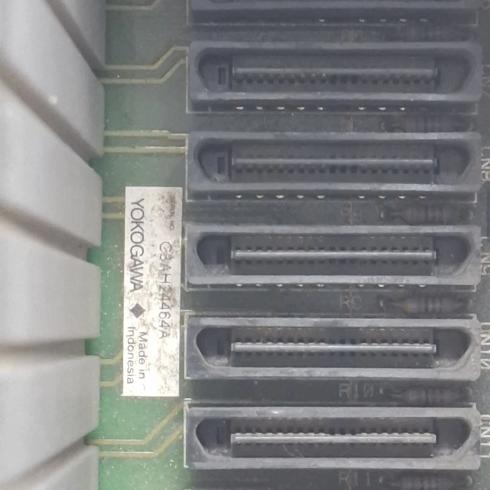 YOKOGAWA AMN11 STYLE S1 I/O MODULE RACK